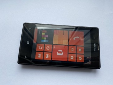 Телефон Nokia Lumia 520 в комплектации без замка