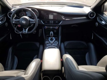Alfa Romeo Giulia II 2021 Alfa Romeo Giulia Quadrifoglio 2021 2.9l 2.9 Benzyna 505KM, zdjęcie 8