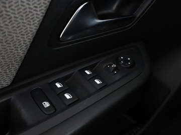 Citroen C4 III SUV 1.5 BlueHDi 131KM 2020 Citroen C4 automat full LED klima auto navi kamera, zdjęcie 38