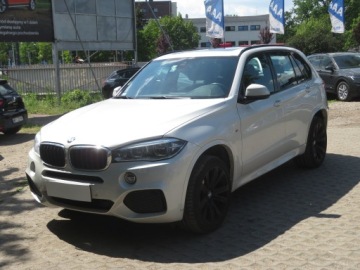 BMW X5 F15 2016 BMW X5 xDrive30d, Salon Polska, 254 KM, 4X4, zdjęcie 1