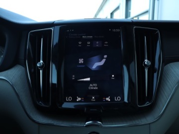 Volvo XC60 II Crossover T5 250KM 2019 Volvo XC60 T5 AWD, Salon Polska, 1. Właściciel, zdjęcie 12