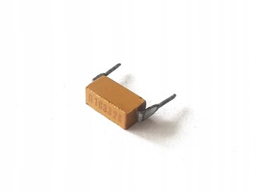 Kondensator A10332K