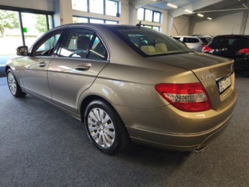 Mercedes Klasa C W204 Limuzyna 3.0 300 231KM 2008 Mercedes-Benz C-280, 4MATIC, Xenon, Nawi, 134 tyś km, zdjęcie 4