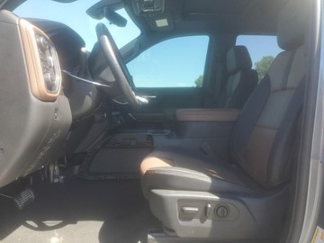 Chevrolet Silverado II 2021 Chevrolet Silverado K1500 High Country 2021 6.2l 6.2 Benzyna 420KM, zdjęcie 7