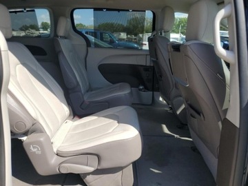 Chrysler Pacifica II 2018 Chrysler Pacifica Touring L Plus 2018 3.6l 3.6 Benzyna 287KM, zdjęcie 10