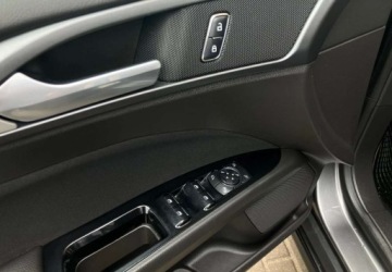 Ford Mondeo V Sedan 1.5 EcoBoost 160KM 2017 Ford Mondeo Ford Mondeo 1.5 EcoBoost Edition 1.5 Benzyna 160KM, zdjęcie 31