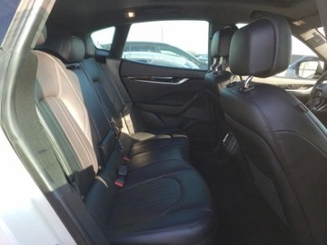 Maserati Levante 2020 Maserati Levante 2020, 3.0L, 4x4, S, porysowany lakier, zdjęcie 9