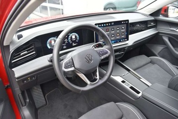 Volkswagen Passat B8 Variant Facelifting 2.0 TDI SCR 150KM 2025 Volkswagen Passat Variant 2.0TDI DSG 150KM Elegance HAK IQ.Drive 17 Sporto, zdjęcie 8