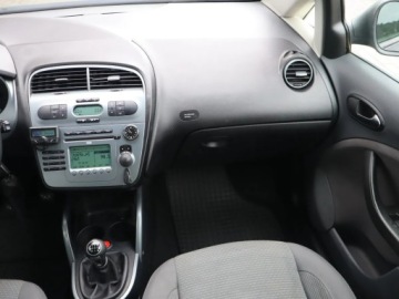 Seat Altea XL 1.9 TDI 105KM 2007 Seat Altea XL 1.9 TDI, Salon Polska, Klima, zdjęcie 7