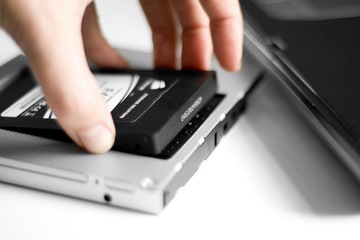 Монтажная рамка SSD/HDD для привода CD/DVD/Blu,