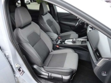 Nissan Qashqai III Crossover Facelifting 1.3 DIG-T MHEV 158KM 2025 Nissan Qashqai Navi Full Led Alu 18 Digital Kamery 360 Keyless Go 2025 1.3, zdjęcie 10
