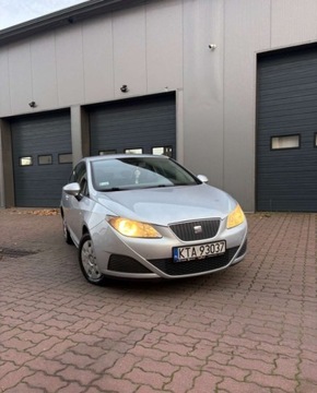 Seat Ibiza IV 2009 Seat Ibiza Seat Ibiza 1,4 TDI 90KM Tarnow 1.4 Diesel 90KM