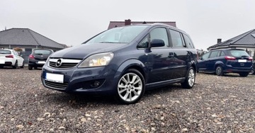 Opel Zafira B 1.8 ECOTEC 140KM 2011 Opel Zafira 1.8B 140KM LPG z 19r 7-osob stan BDB zarejestrowany AUTOMAT
