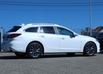 Mazda 6 III Sport Kombi Facelifting 2018 2.0 Skyactiv-G 145KM 2022 Mazda 6 aut Krajowa Biała Perła ACC HUD Blis Full-LED ogrzew.Kierow.+Fotele, zdjęcie 35