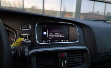 Volvo V40 II 2019 Volvo V40 Volvo V40 T2 Linje Svart 2.0 Benzyna 122KM, zdjęcie 9