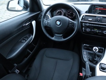 BMW Seria 1 F20-F21 Hatchback 5d Facelifting 2017 118i 136KM 2019 BMW 1 118i, Salon Polska, Serwis ASO, VAT 23%, zdjęcie 6