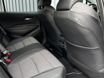 Toyota Corolla XII TS Kombi Facelifting 2.0 Hybrid Dynamic Force 196KM 2024 Od ręki - Teamplayer 2.0 Hybrid Dynamic Force 196KM | Podgrzewane fotele!, zdjęcie 10