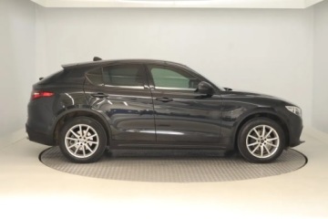 Alfa Romeo Stelvio SUV 2.0 Turbo 280KM 2019 Alfa Romeo Stelvio 2.0 Turbo Q4, Salon Polska, zdjęcie 5