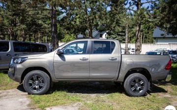 Toyota Hilux VIII Podwójna kabina Facelifting 2.8 D-4D 204KM 2024 Toyota Hilux Active Automat Wyprzedaz 2024 HAK 2.8 Diesel 204KM, zdjęcie 5