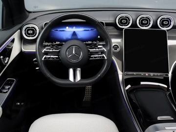 Mercedes GLC C254/X254 Coupe 2.0 220d 197KM 2025 MERCEDES-BENZ GLC 220 d 4-Matic AMG Line 2.0 (197KM) 2025, zdjęcie 5