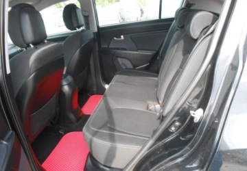 Kia Sportage III SUV 1.7 CRDi 116KM 2011 Kia Sportage Kia Sportage III 1.7 Diesel 115 KM 1.7 Diesel 115KM, zdjęcie 11