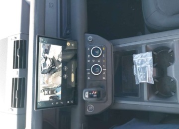 Land Rover Defender IV (L663) 2025 Land Rover Defender 110 P300, od ubezpieczalni 2.0 Benzyna 296KM, zdjęcie 17