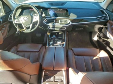 BMW X7 2021 BMW X7 xDrive40i 2021 3.0 Benzyna 335KM, zdjęcie 8
