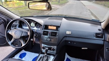 Mercedes Klasa C W204 Kombi T204 1.8 250 CGI BlueEFFICIENCY 204KM 2010 Mercedes-Benz Klasa C Mercedes C 250 CGI Automat Zamiana 1.8 Benzyna 204KM, zdjęcie 10