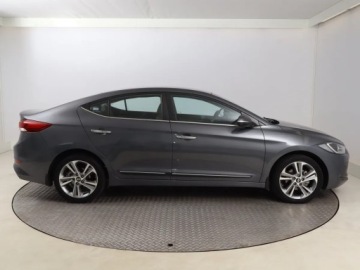Hyundai Elantra VI Sedan 1.6 CRDi 136KM 2016 Hyundai Elantra 1.6 CRDi, Salon Polska, zdjęcie 5