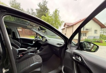 Peugeot 208 I Hatchback 3d 1.6 e-HDI 92KM 2014 Peugeot 208 Peugeot 208 1.6 e-HDi Allure STT 1.6 Diesel 92KM, zdjęcie 22