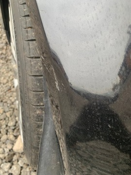 AUDI A4 B6 BLATNÍK PRAVÝ PŘEDNÍ LZ9W