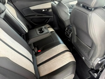Peugeot 3008 II Plug-In Hybrid Facelifting 1.6 HYBRID4 300KM 2022 Peugeot 3008 GT LINE kamera skóra NAWI grip, zdjęcie 25