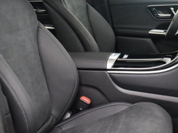 Mercedes GLC C254/X254 Coupe 2.0 300 258KM 2026 GLC Coupe 300 4-Matic AMG Line 2.0 (258KM) 2026, zdjęcie 11