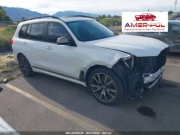 BMW X7 2021 BMW X7 m50i, 2021r., 4x4, 4.4L 4.4 Benzyna 523KM