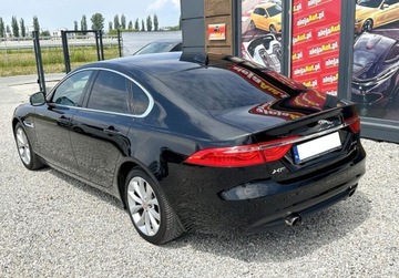 Jaguar XF II Sedan 2.0 i4P 250KM 2018 Jaguar XF XF 2.0 BENZ 250 KM Salon PL 201819r Warszawa 2.0 Benzyna, zdjęcie 3