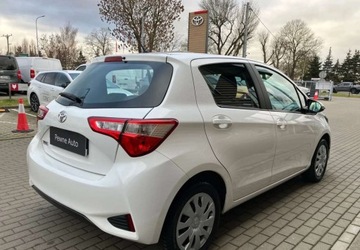 Toyota Yaris III Hatchback 5d Facelifting 2017 1.5 Dual VVT-iE 111KM 2019 Toyota Yaris Toyota Yaris 1.5 Active 1.5 Benzyna 111KM, zdjęcie 6