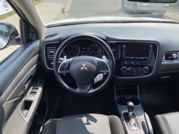 Mitsubishi Outlander III 2015 Mitsubishi Outlander AUTOMATNAWIGACJAKSENONYNAPED 4X4GWARANCJA7 MIEJSC, zdjęcie 8