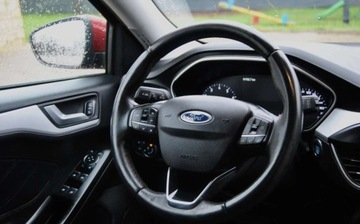 Ford Focus IV Hatchback 1.0 EcoBoost 100KM 2019 Ford Focus GWARANCJA, 2019, 1.0 Na lancuchu Niski przebieg, Bogate wyposaz, zdjęcie 9