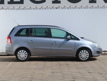 Opel Zafira B 1.9 CDTI ECOTEC 120KM 2010 Opel Zafira 1.9 CDTI, 7 miejsc, Klima, zdjęcie 5