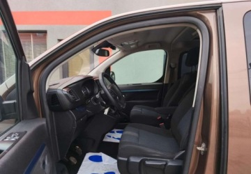 Peugeot Traveller Compact 2.0 BlueHDi 150KM 2017 Peugeot Traveller Peugeot Traveller 2.0 BlueHDi Compact Allure 2.0 Diesel, zdjęcie 4