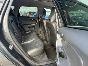 Volvo XC60 I SUV Facelifting 2.0 D4 DRIVE-E 181KM 2013 Volvo XC 60 2,0 diesel D4 181KM skóry, zdjęcie 6