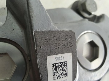 MERCEDES 205 AMG ТОРМОЗНОЙ СУППОРТ ЛЕВЫЙ ПЕРЕДНИЙ