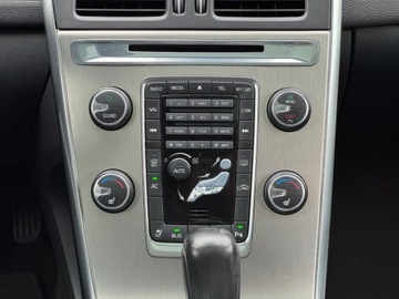 Volvo XC60 I 2012 Volvo XC 60 3.0 Benz Bogato wyposazony 3.0 Benzyna 311KM, zdjęcie 22