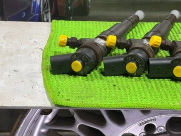 BMW E46 E60 E61 E87 E90 E91 M57N2 197KM VSTŘIKOVAČE 7794435