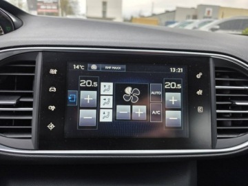 Peugeot 308 II SW 1.6 BlueHDi 120KM 2016 Peugeot 308 SW 1.6 HDI 120 KM, Asystent, zdjęcie 22