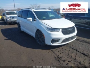 Chrysler Pacifica II 2022 Chrysler Pacifica 2022r., 3.6L 3.6 Benzyna 287KM
