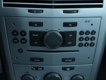 Opel Astra H Hatchback 5d 1.4 TWINPORT ecoFLEX 90KM 2010 Opel Astra 1.4 16V, Salon Polska, Klima, zdjęcie 13