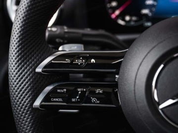 Mercedes Klasa A W177/V177 Hatchback Facelifting 2.0 220 190KM 2025 A Klasa 220 4-Matic AMG Line 2.0 (moc 190 KM) 2025, zdjęcie 8