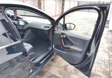 Peugeot 208 I Hatchback 5d Facelifting 1.2 PureTech 110KM 2016 Peugeot 208 Peugeot 208 1.2 Benzyna 110KM, zdjęcie 13