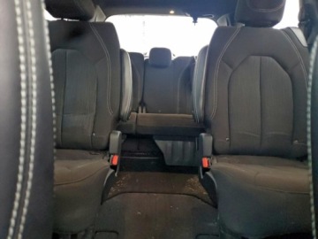 Chrysler Pacifica II 2021 Chrysler Pacifica 2021r., Touring, 3.6L, od ubezpieczalni 3.6 Benzyna 291KM, zdjęcie 9